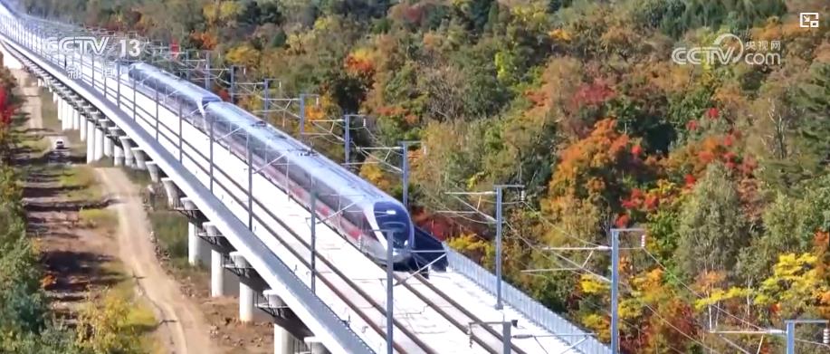 全国铁路调图：更多复兴号实现350公里高标运行 多地旅行时间大幅压缩