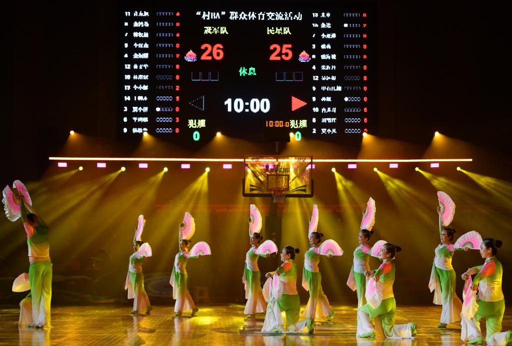 新华视点｜“村字号”频闪光，“土味”浪潮魅力何在？