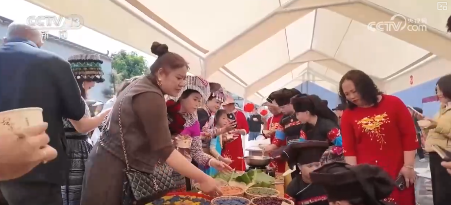 “潮”出消费新活力！“传统+创意”掀起最炫民族风 游客沉浸式享受新春乐趣