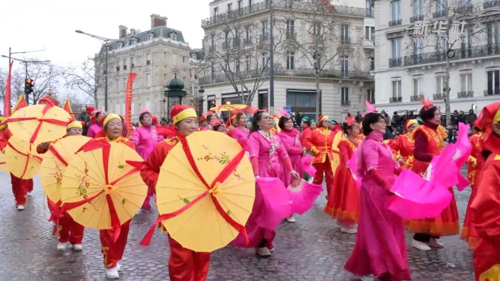 巴黎香街进入“春节时间”