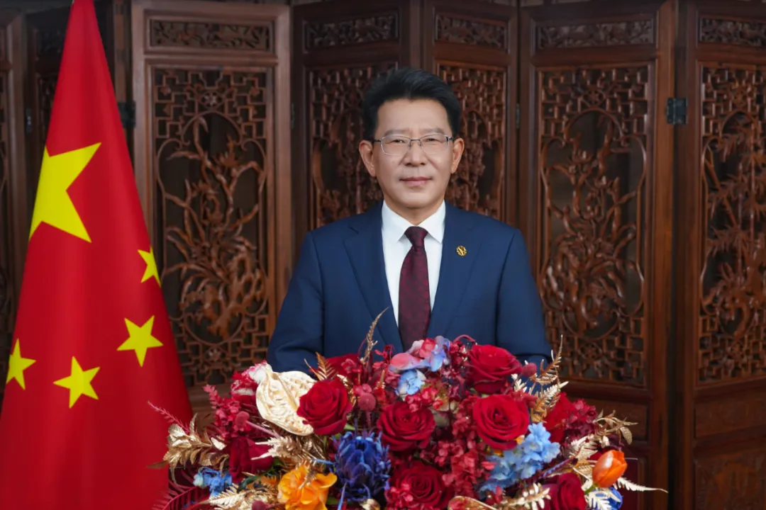 中国侨联主席王灵桂发表二〇二六年新春贺词