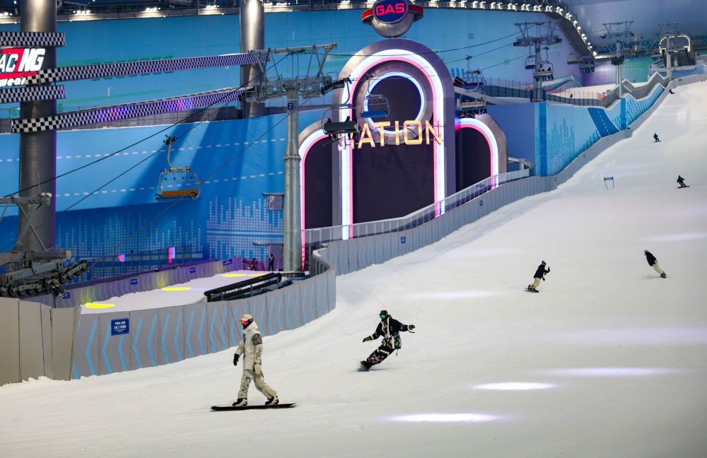 白山黑水间，冰雪经济从“一季火”走向“四季红”